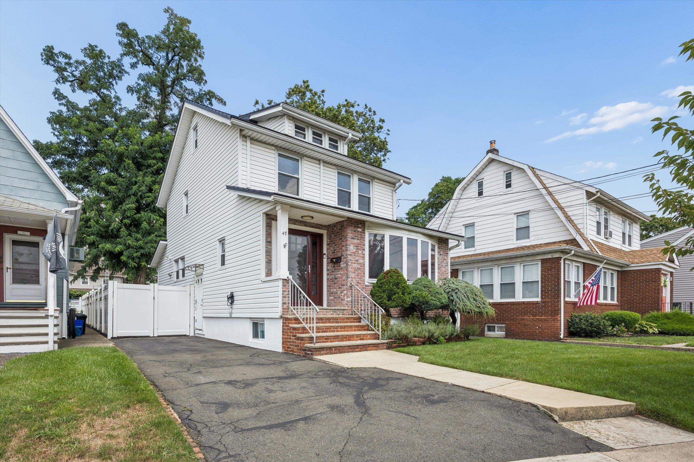 47 Kearney St, Lyndhurst, NJ 07071 photo