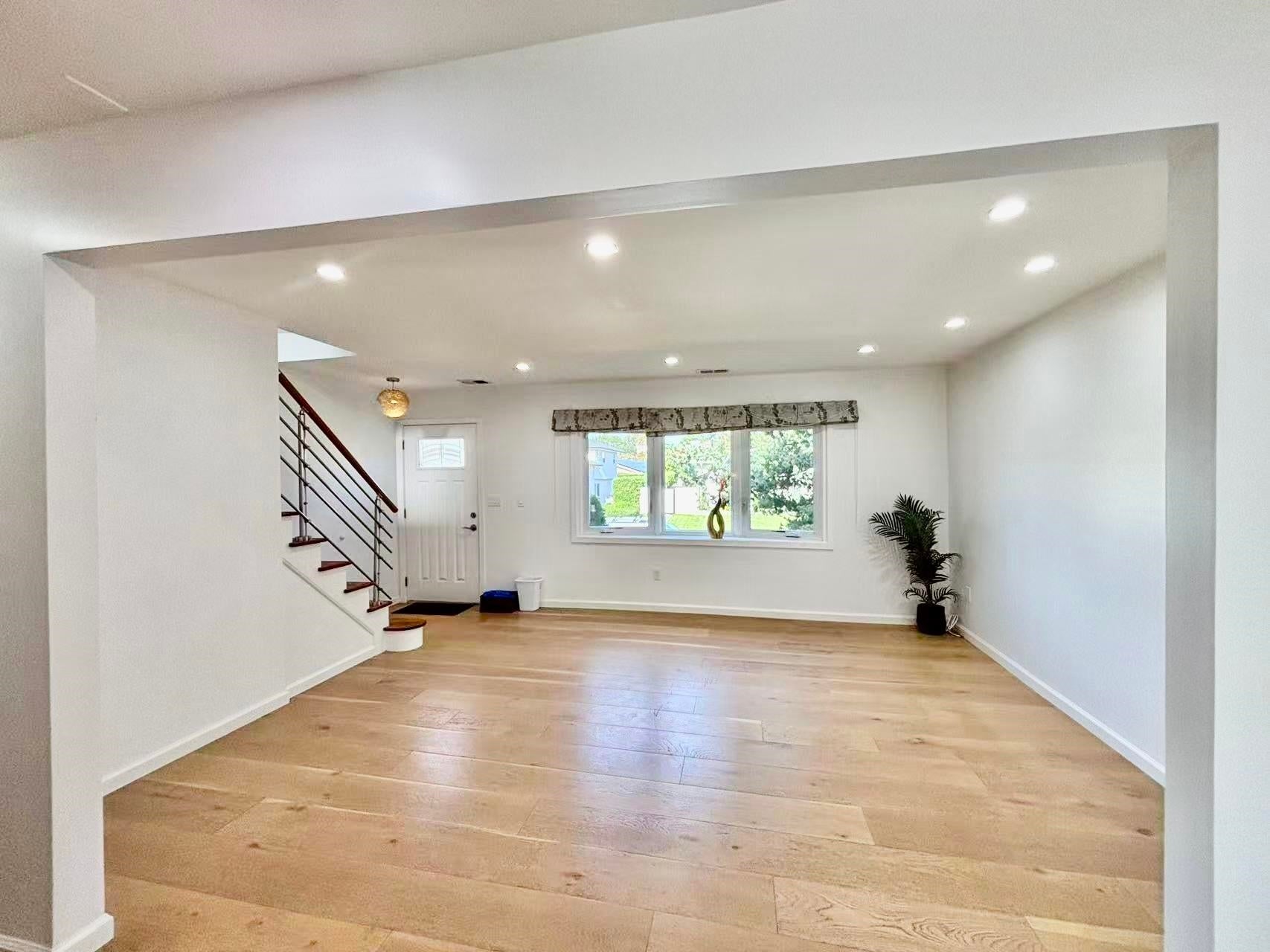 4 James Pl, Secaucus, NJ 07094 photo