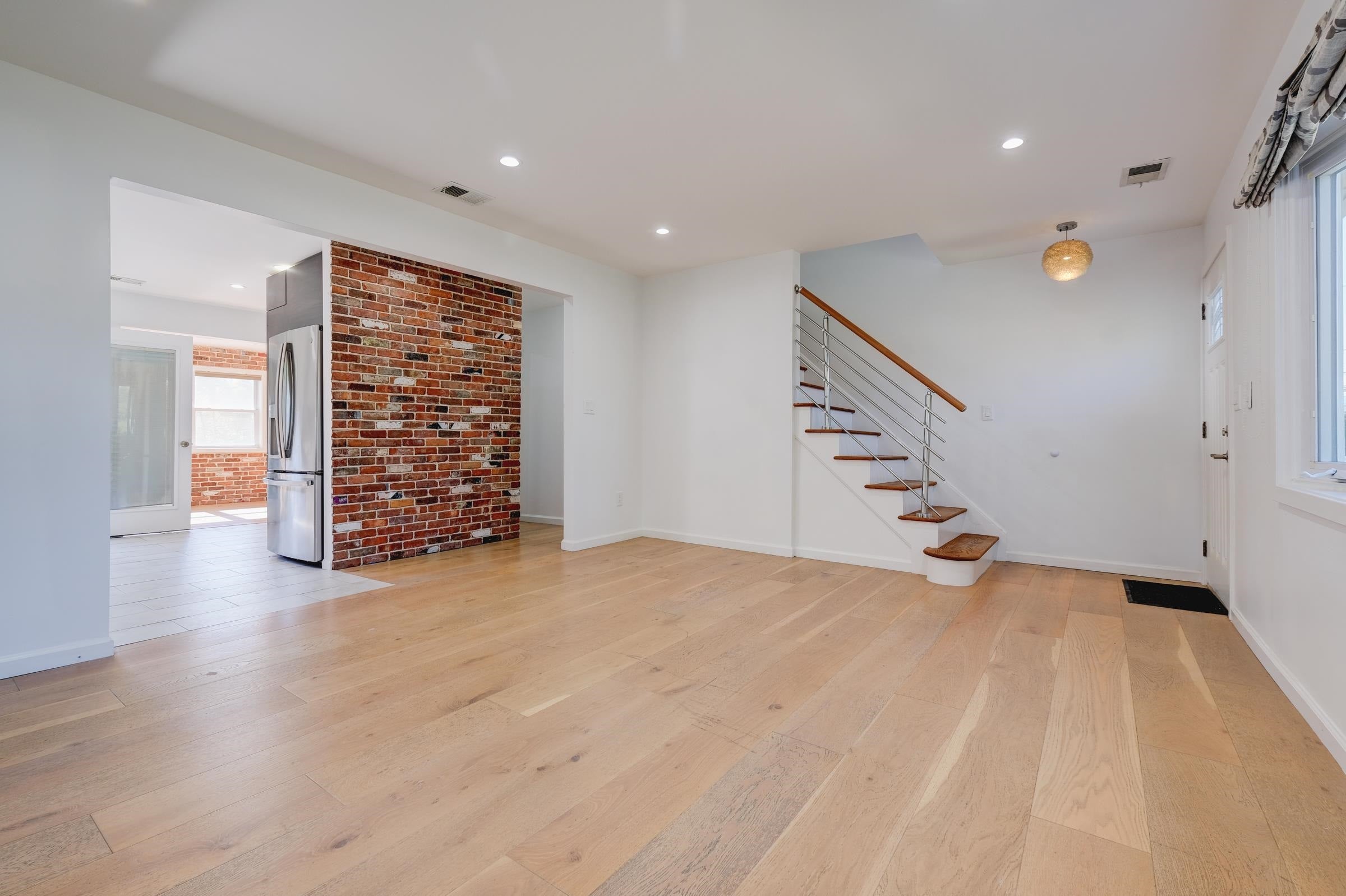 4 James Pl, Secaucus, NJ 07094 photo