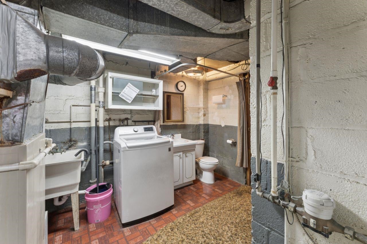 71 3rd St, Bayonne, NJ 07002 photo