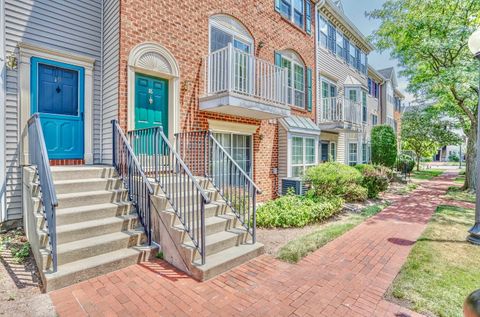 Condominium in Jersey City, West Bergen NJ 18 Dogwood St.jpg