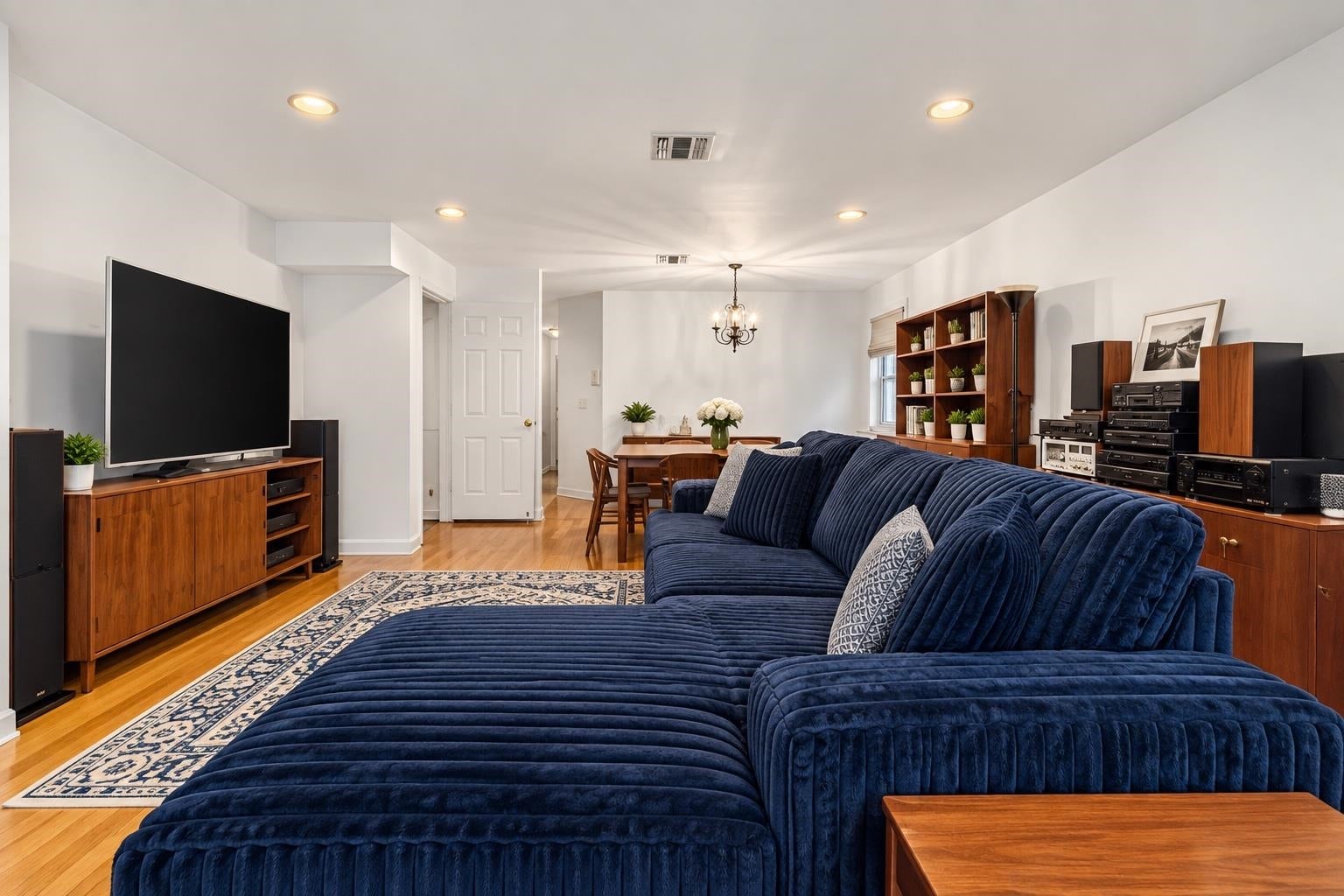 525 Avenue A, Bayonne, NJ 07002 photo