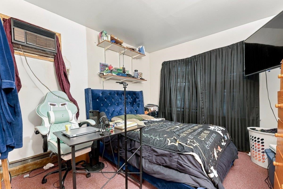 287 Clerk St, Jersey City, NJ 07304 photo
