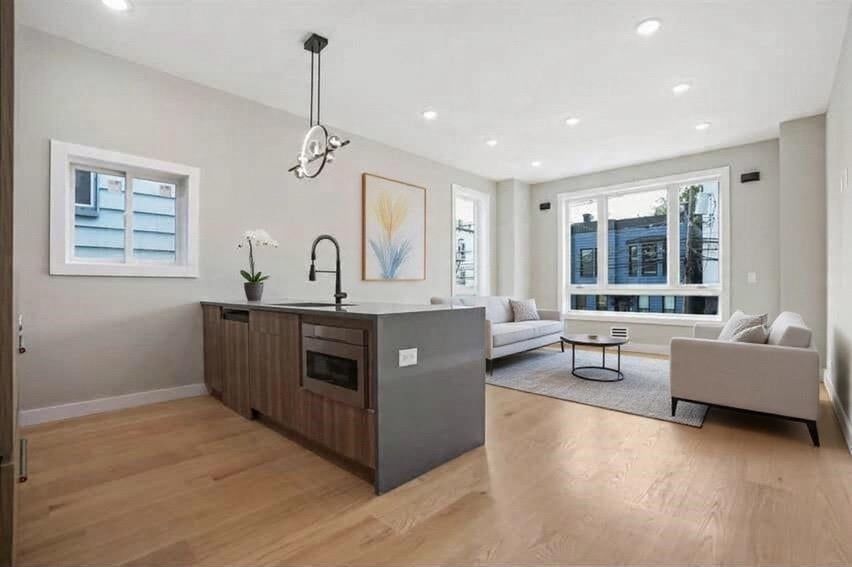 68 Thorne St #1, Jersey City, NJ 07307 photo