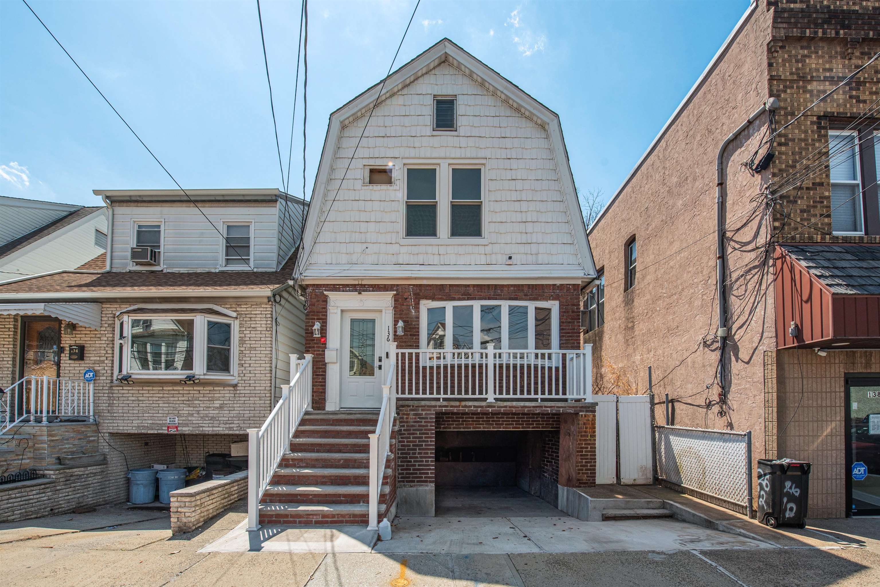 136 56th St, Bayonne, NJ 07002