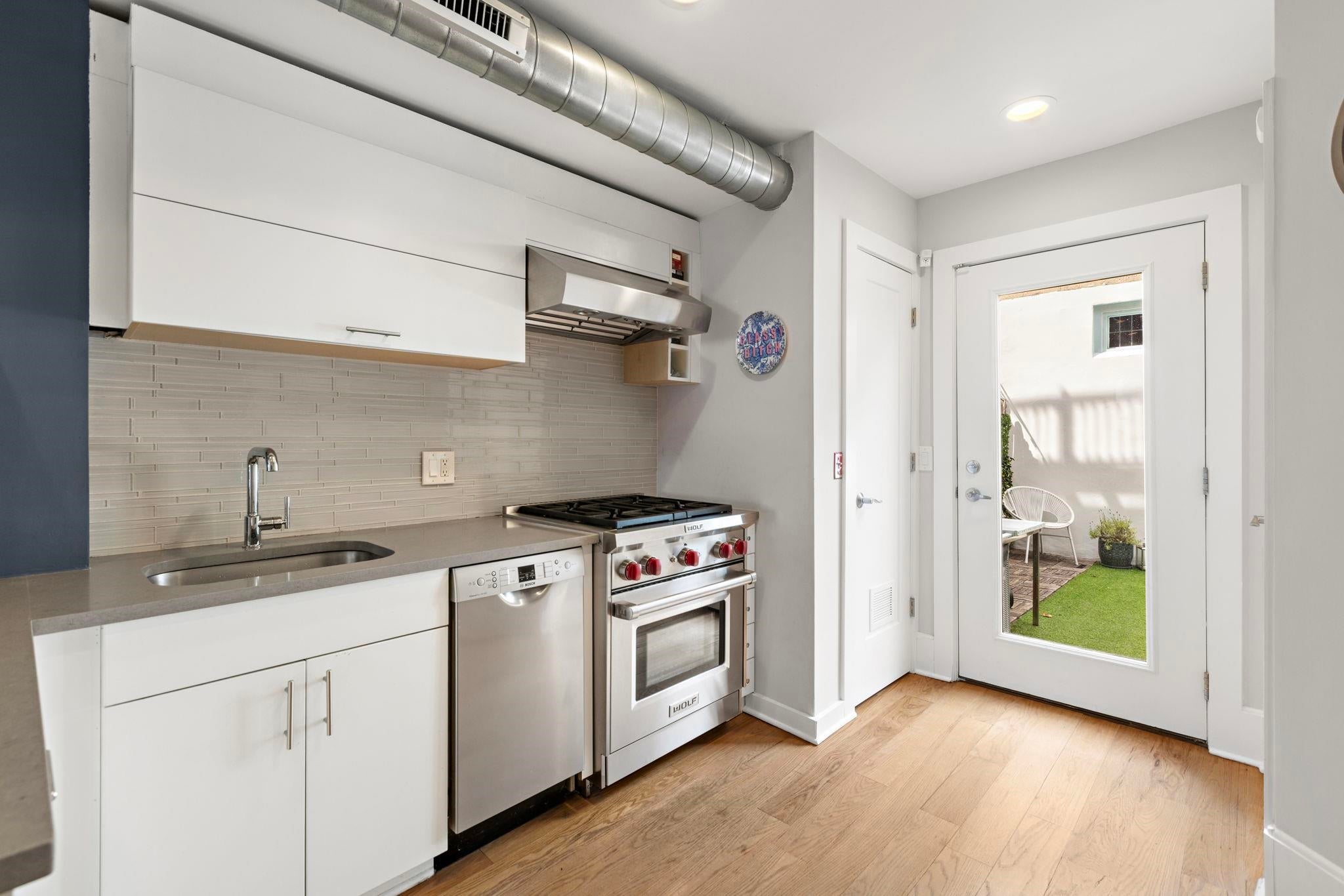 340 5th St, Jersey City, NJ 07302 photo