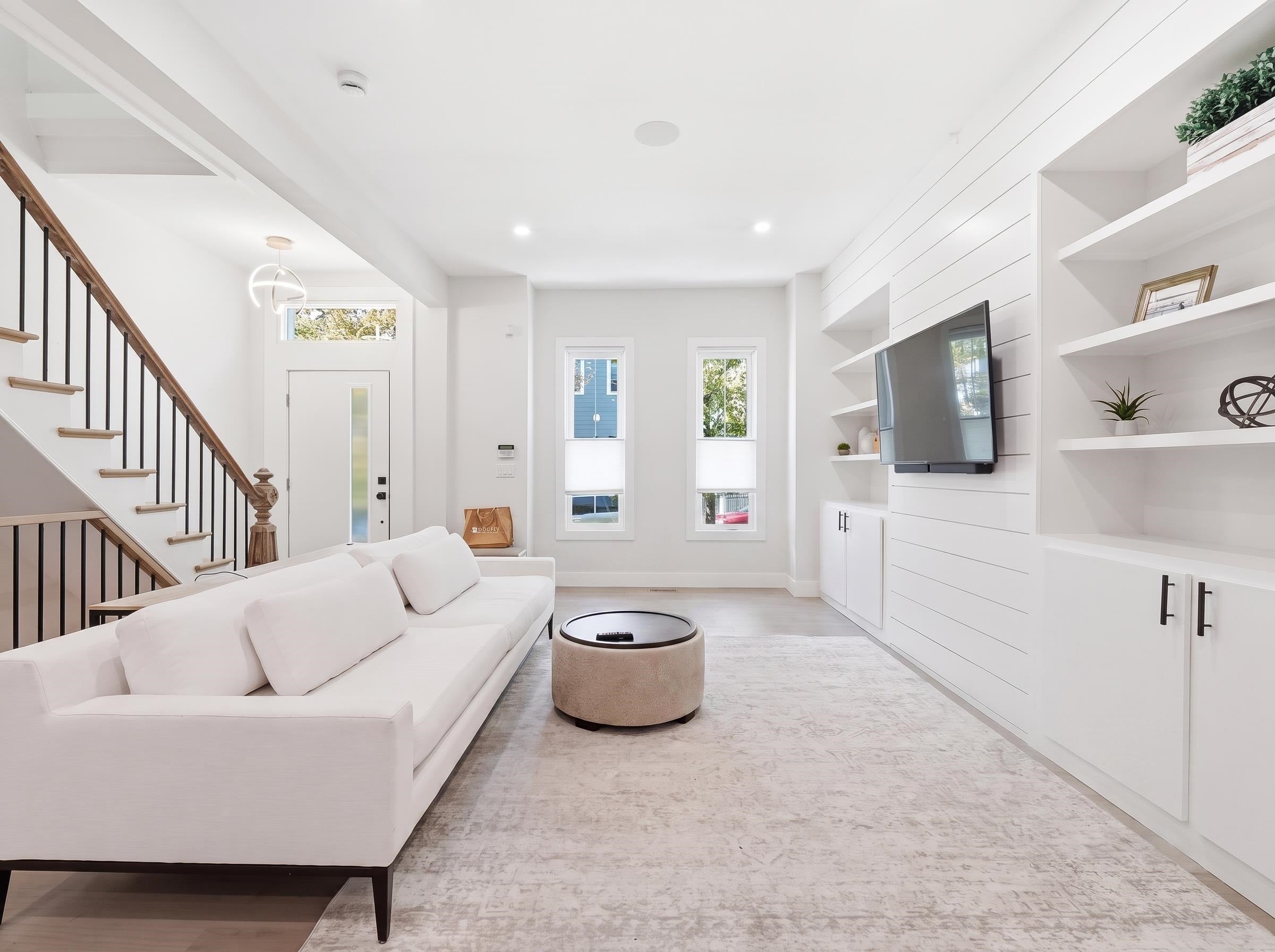 80 South St, Jersey City, NJ 07307