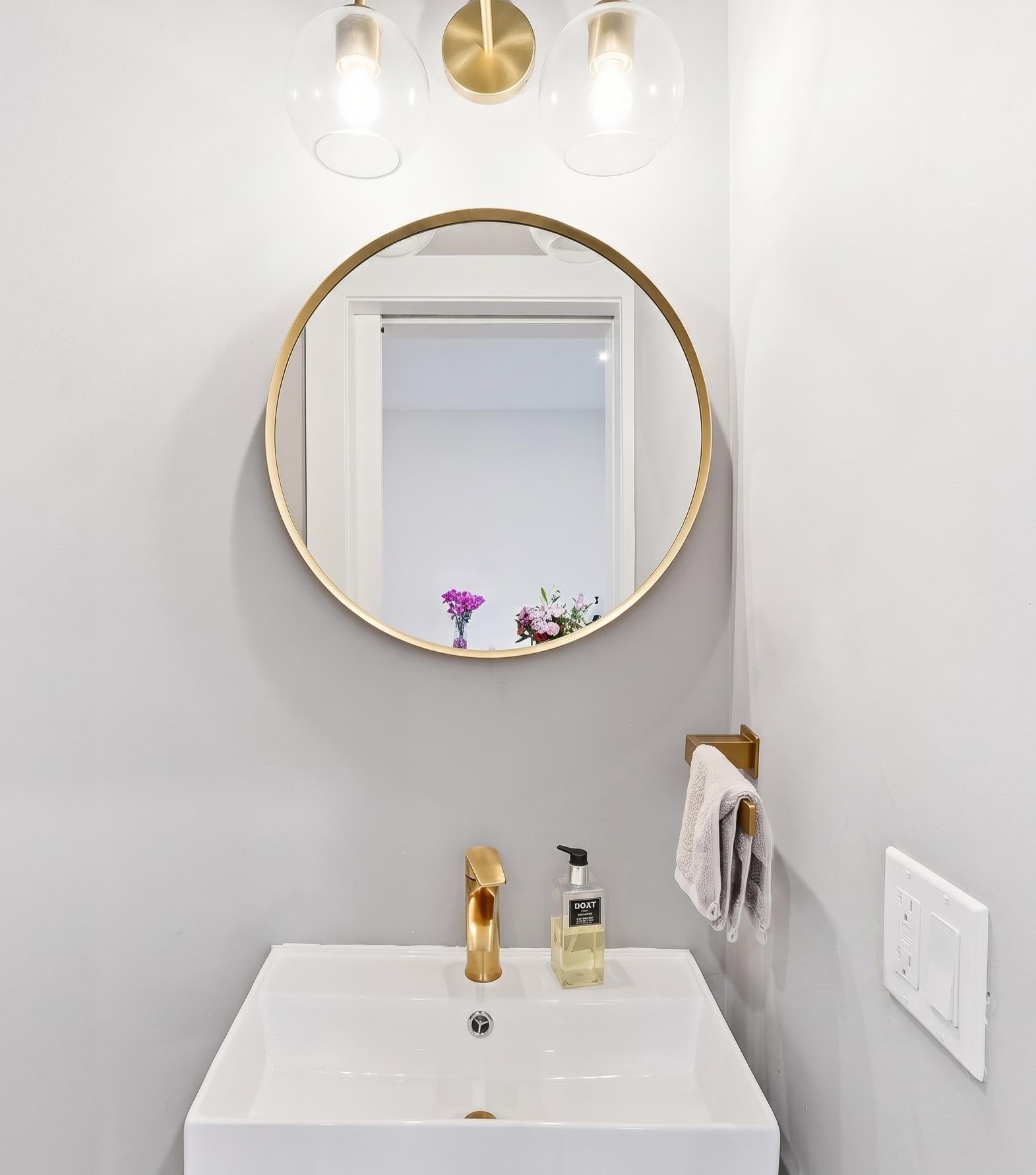 80 South St, Jersey City, NJ 07307 photo