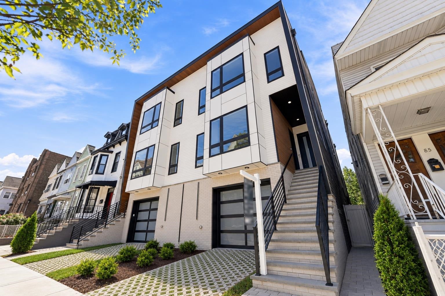 83 Lexington Ave, Jersey City, NJ 07304