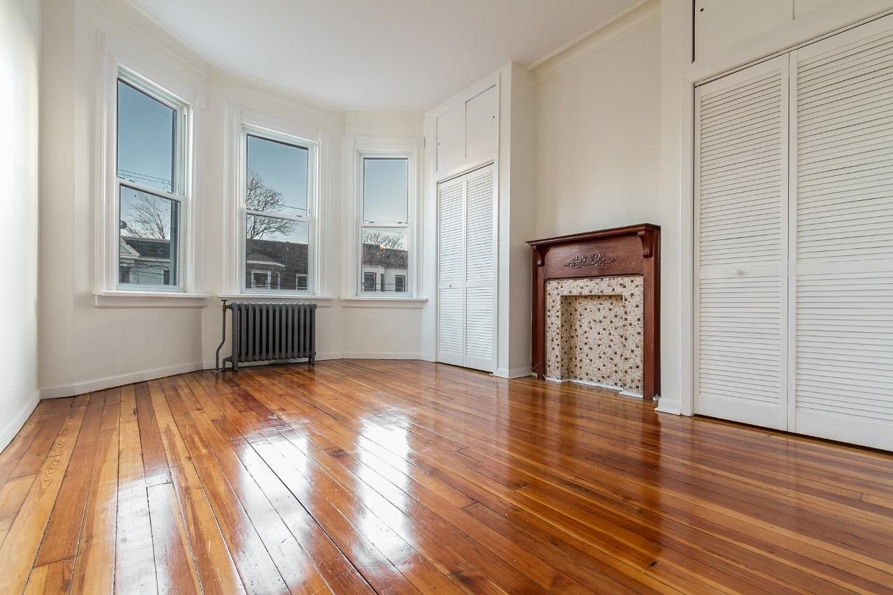 314 49th St, Union City, NJ 07087 photo