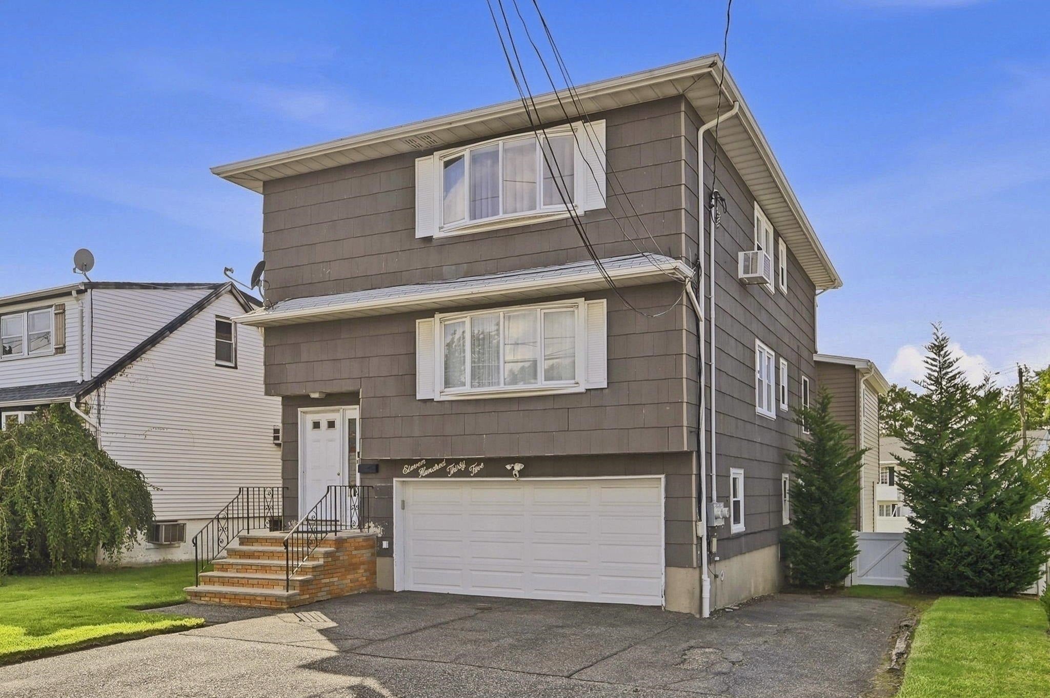 1135 Stonewall Ln, Secaucus, NJ 07094 photo