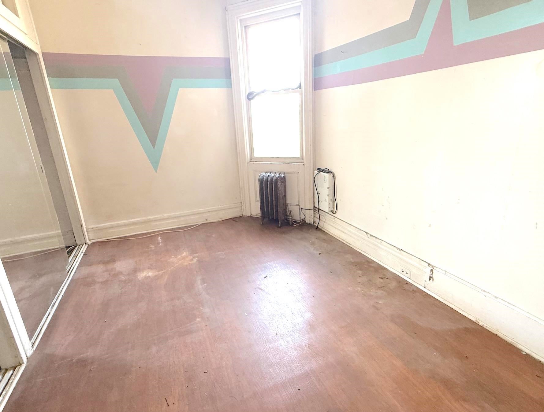 811 Sip St, Union City, NJ 07087 photo