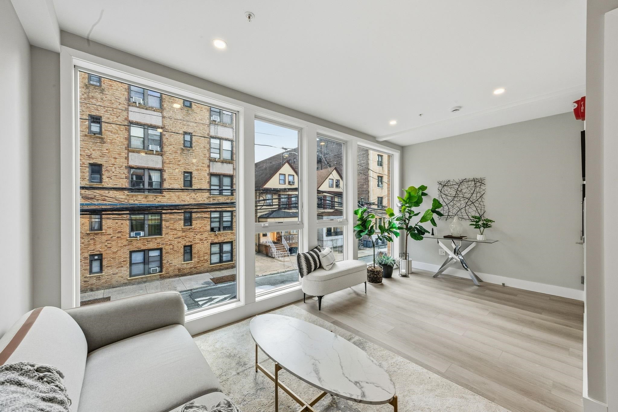 77 Van Reypen St, Jersey City, NJ 07306