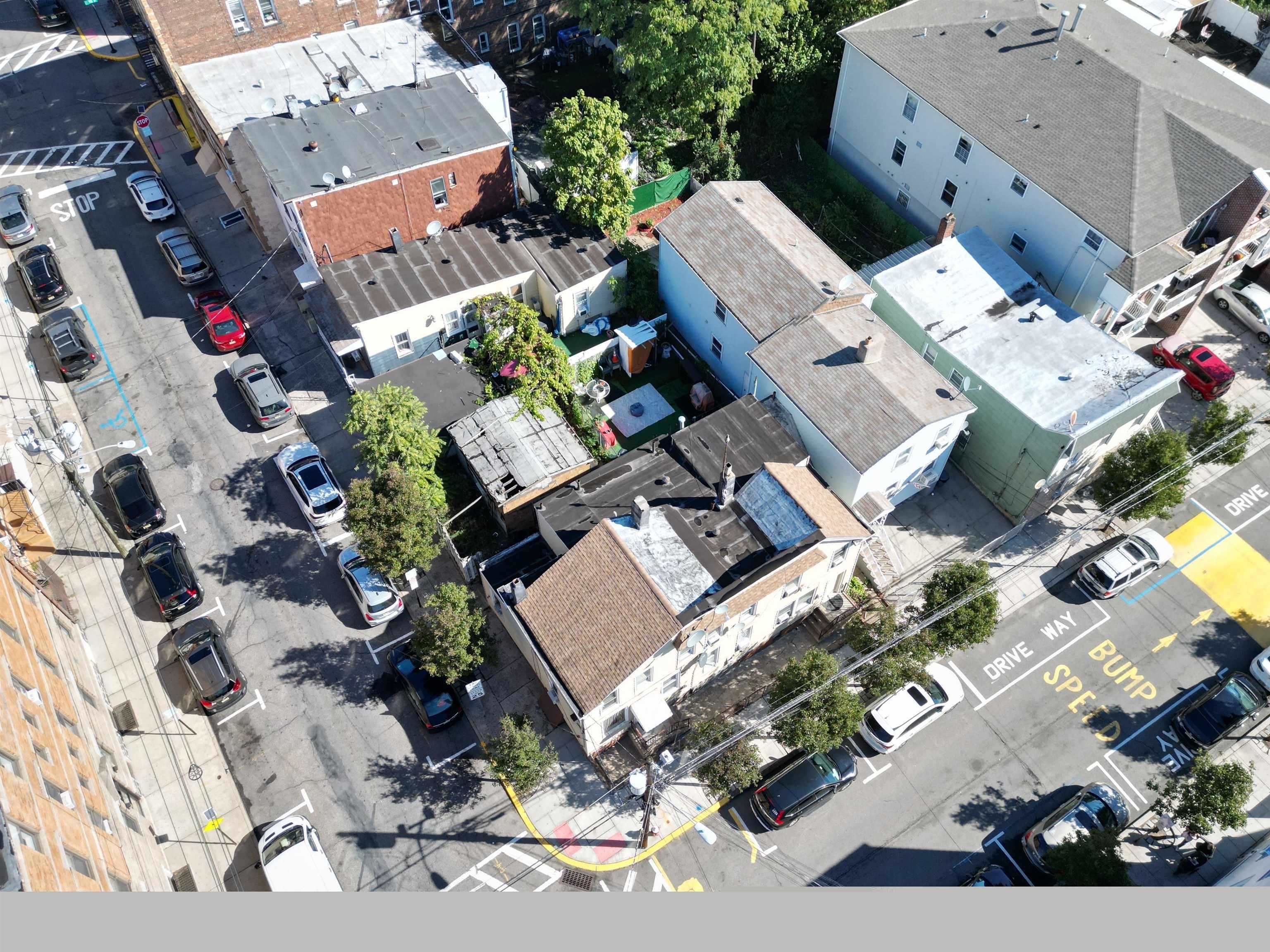 800 804 West St, Union City, NJ 07087