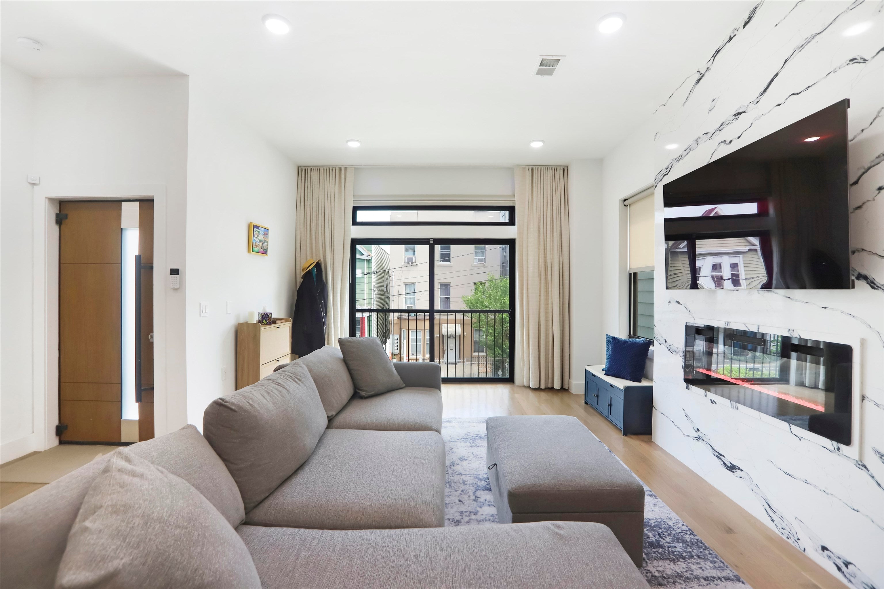 231 Clinton Ave #2, Jersey City, NJ 07304 photo