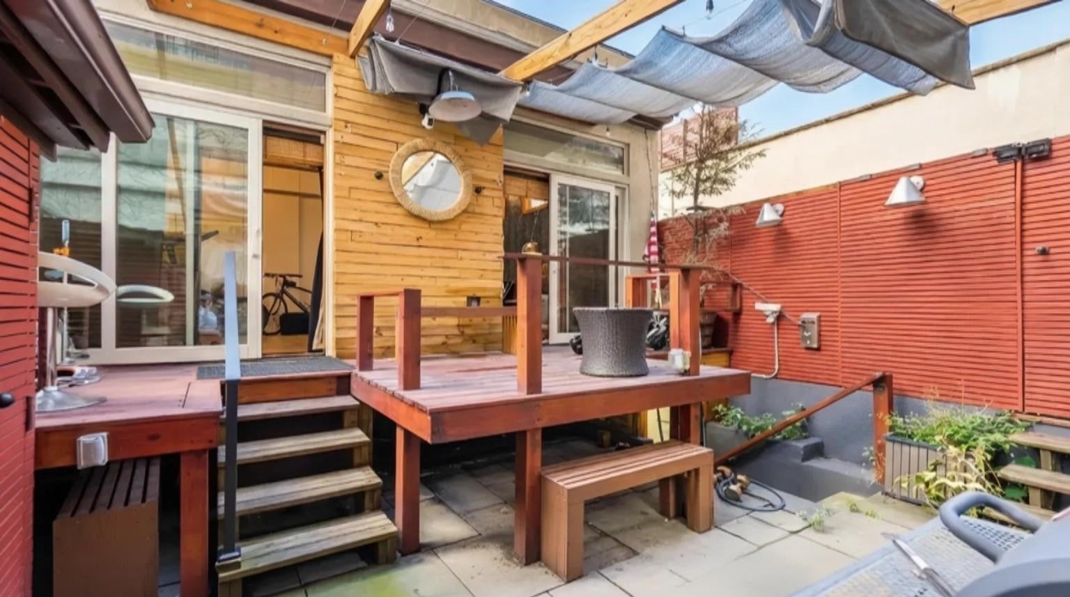 3308 Hudson Ave, Union City, NJ 07087 photo