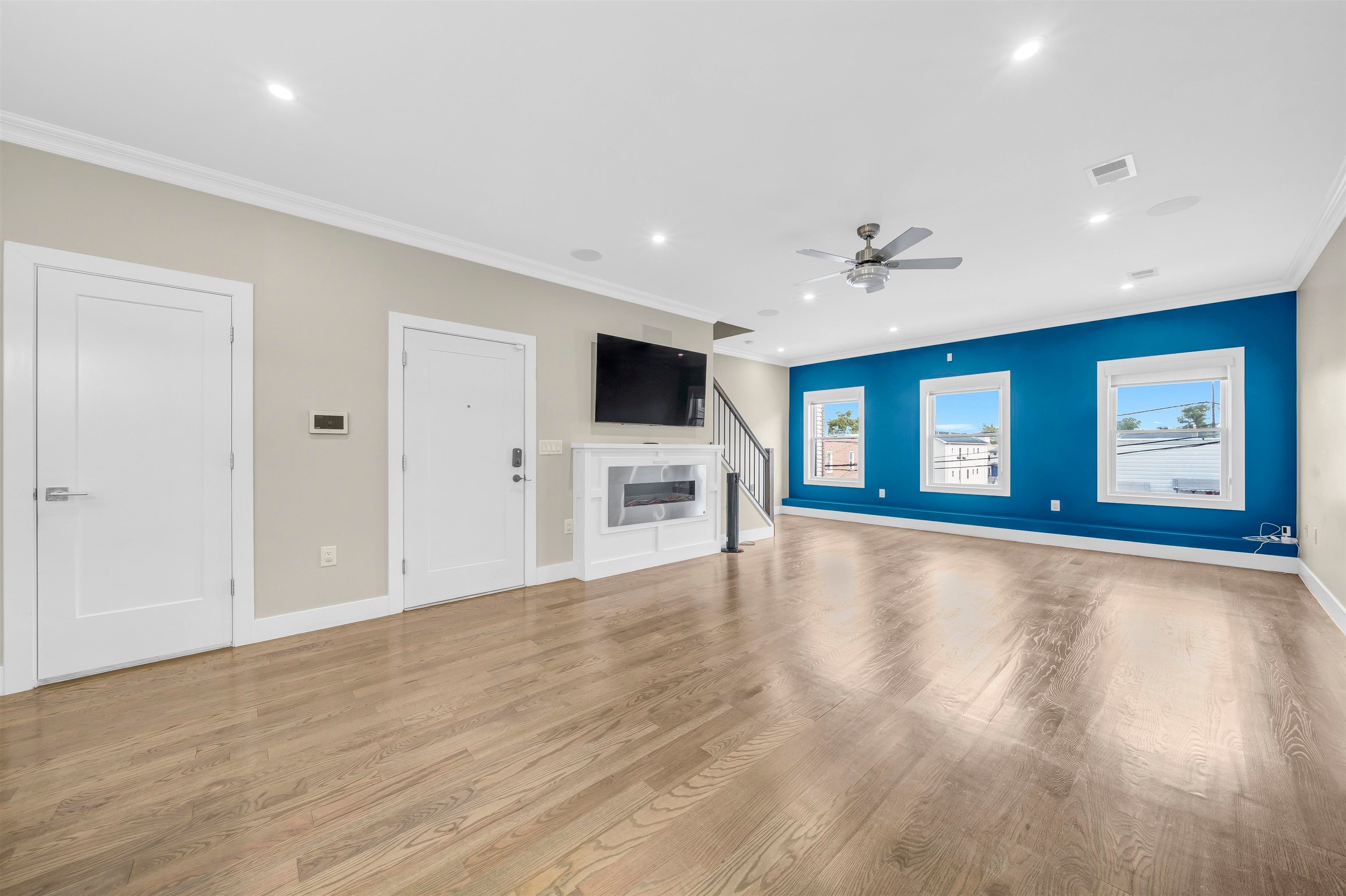 9 Stagg St #2, Jersey City, NJ 07306 photo