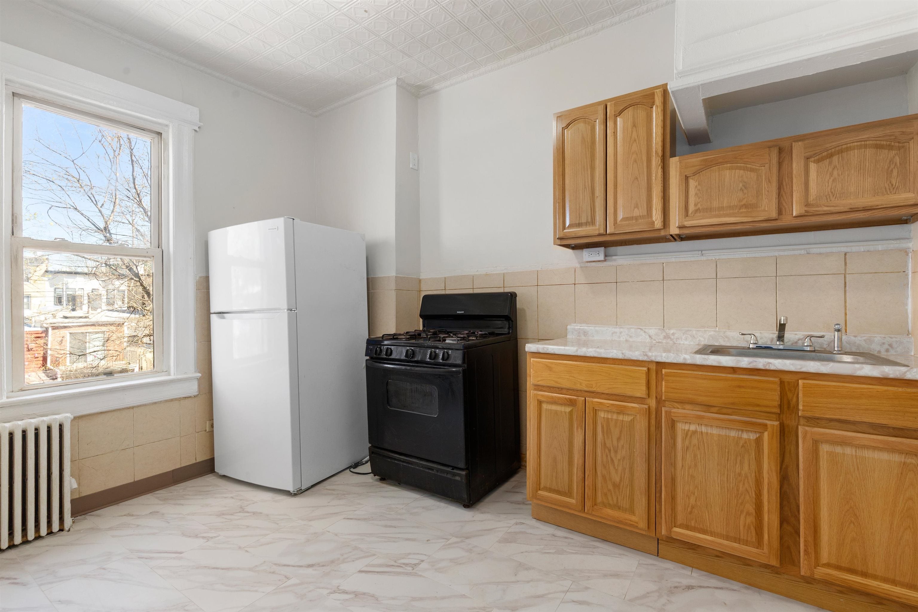 76 Beach St, Jersey City, NJ 07307 photo