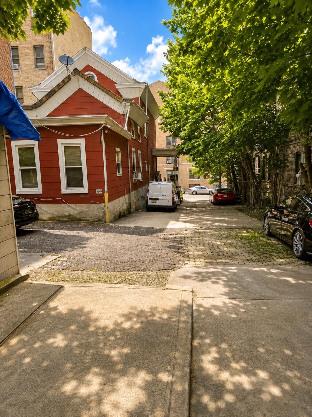 325 327 Fairmount Ave, Jersey City, NJ 07306 photo