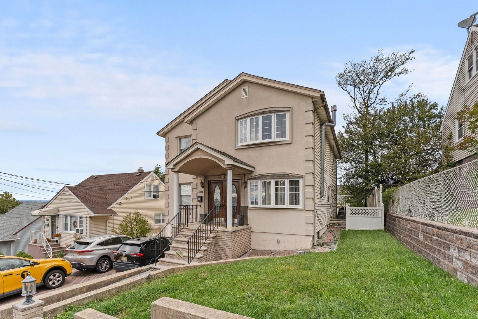 1506 88th St, North Bergen, NJ 07047 photo
