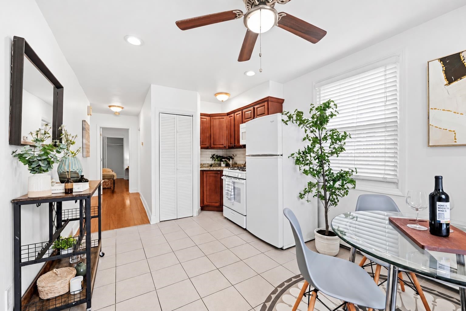 354 Paterson Plank Rd, Jersey City, NJ 07307 photo