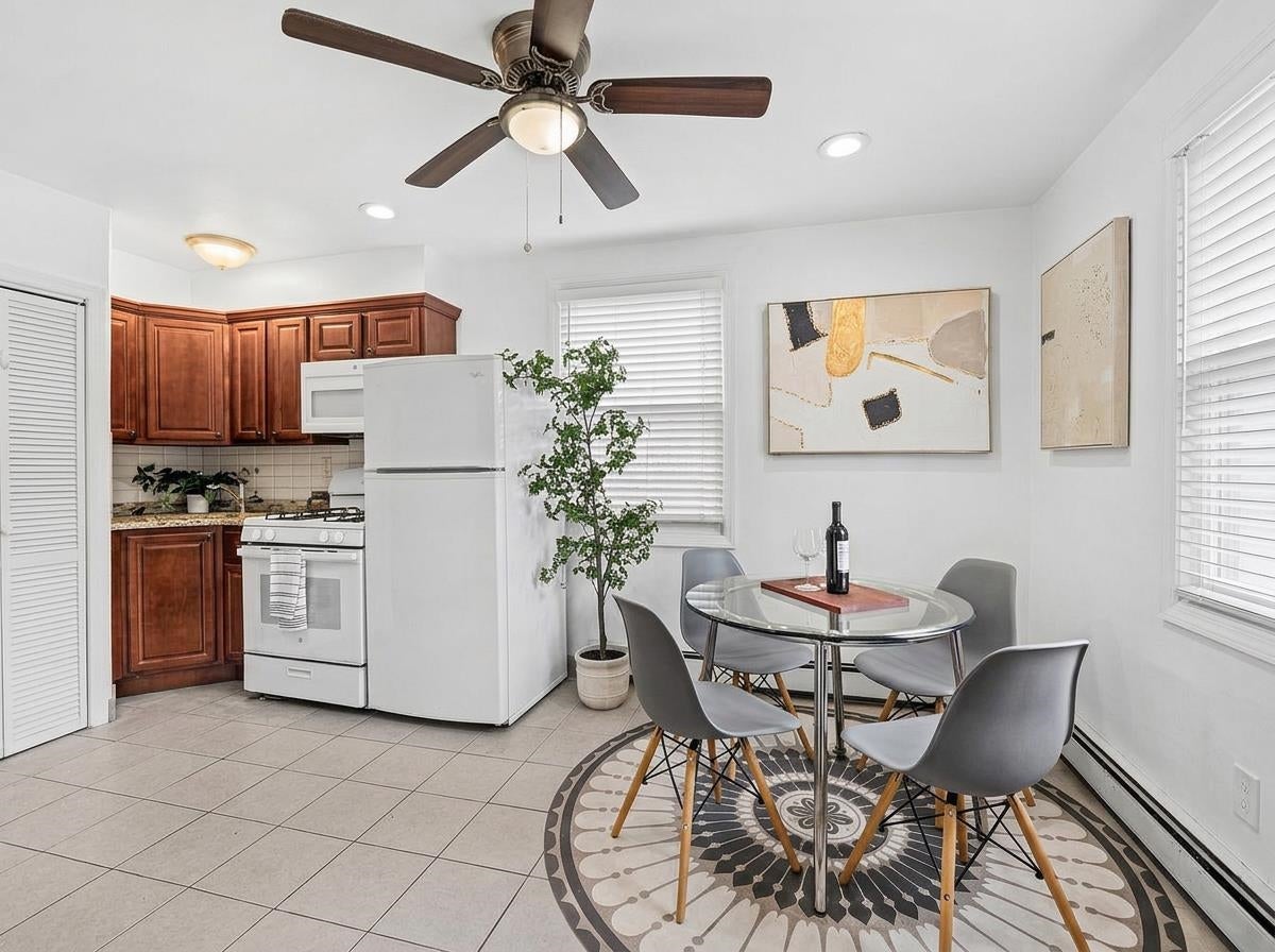 354 Paterson Plank Rd, Jersey City, NJ 07307 photo