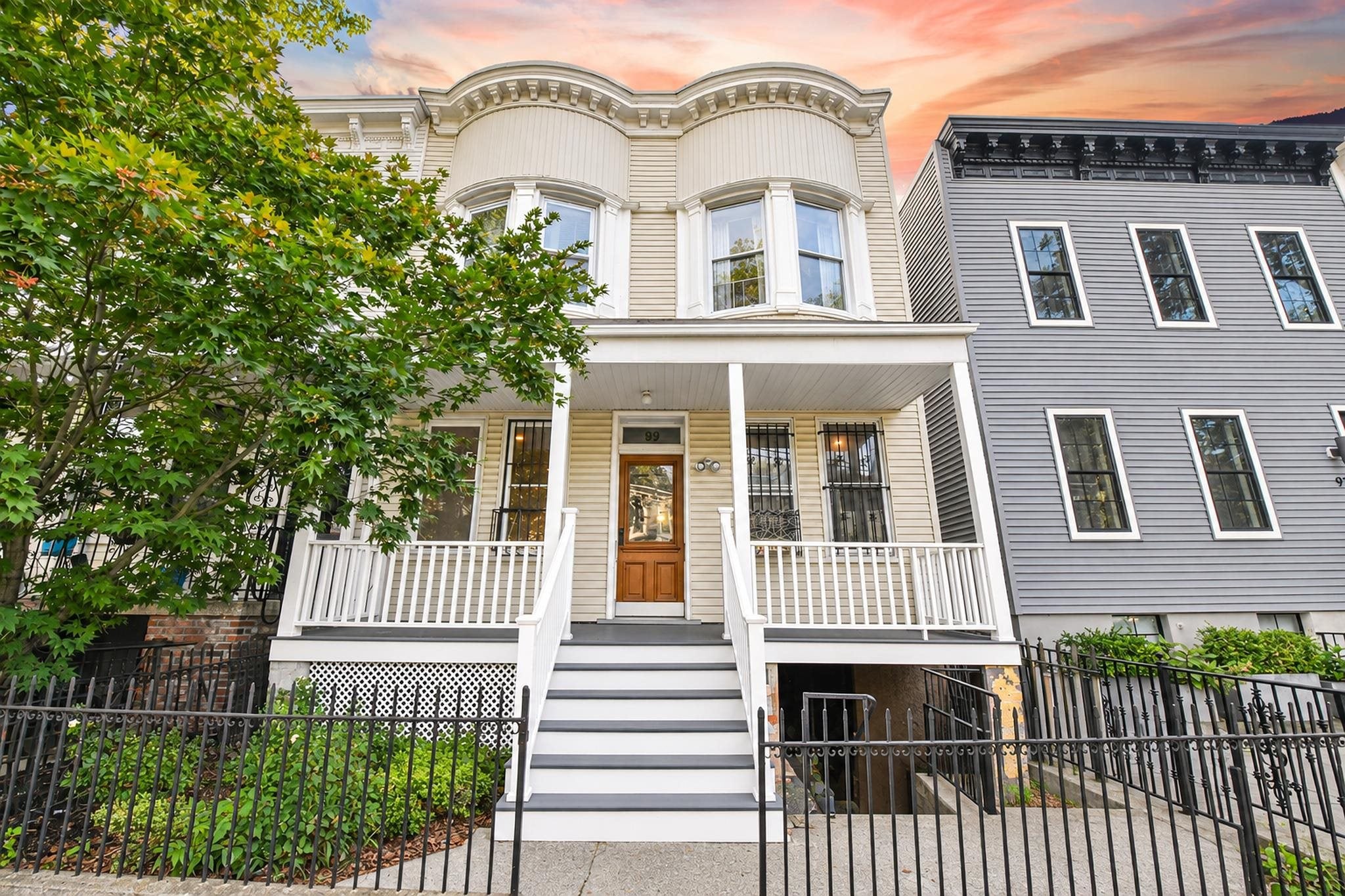 89 Booraem Ave, Jersey City, NJ 07307