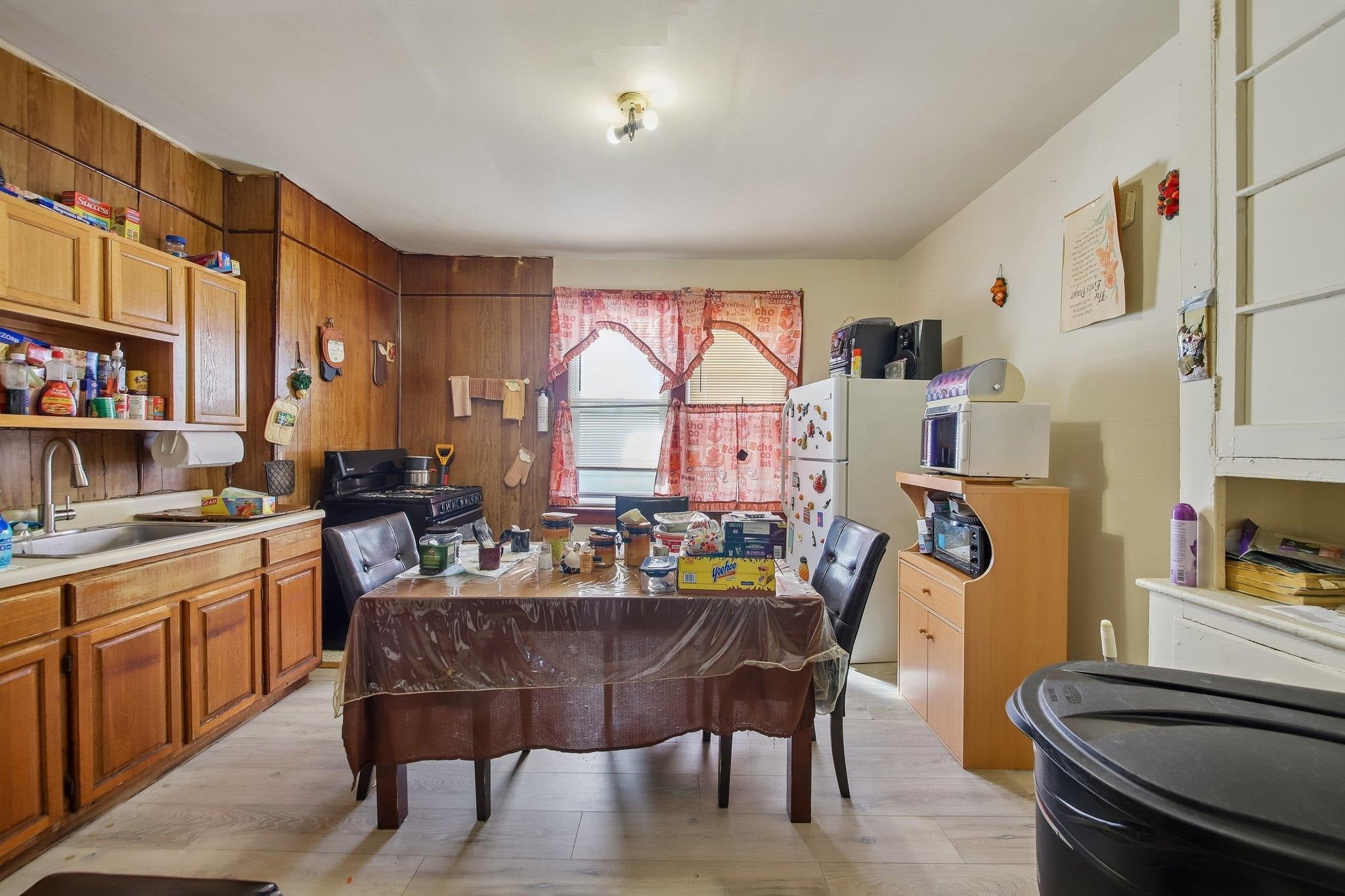 17 Myrtle Ave, Jersey City, NJ 07305 photo