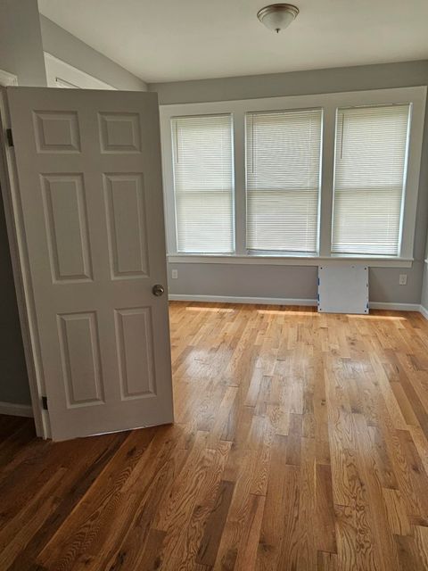 Duplex in Jersey City, Greenville NJ 10 Wilkinson Ave 16.jpg