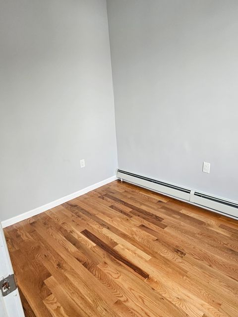 Duplex in Jersey City, Greenville NJ 10 Wilkinson Ave 10.jpg