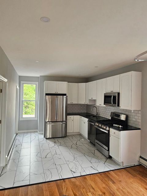 Duplex in Jersey City, Greenville NJ 10 Wilkinson Ave 3.jpg