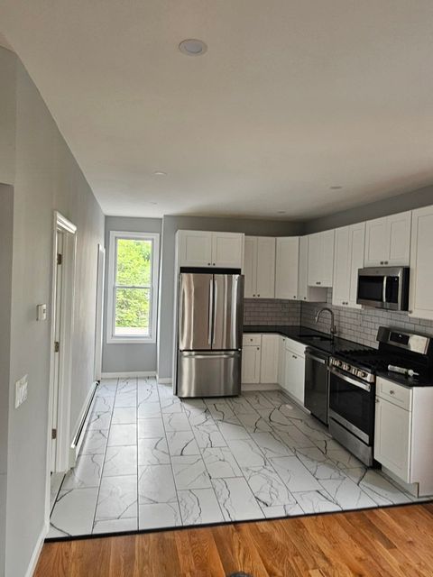 Duplex in Jersey City, Greenville NJ 10 Wilkinson Ave 4.jpg