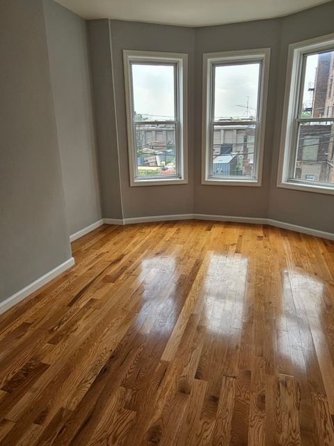 Duplex in Jersey City, Greenville NJ 10 Wilkinson Ave 13.jpg