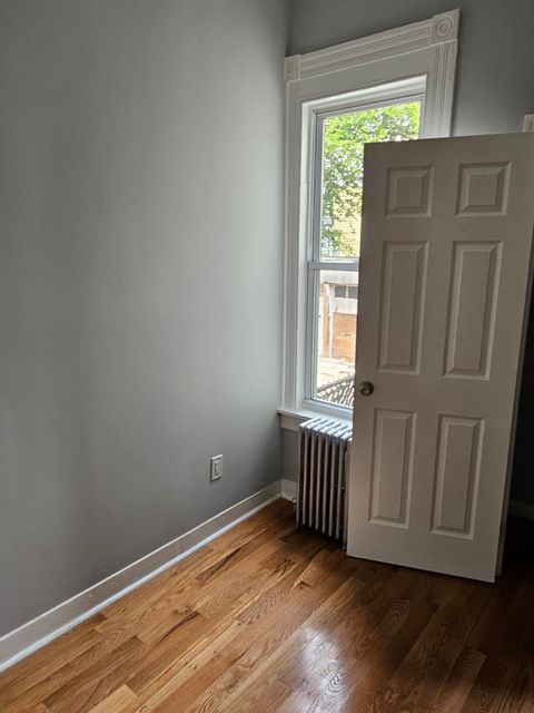 Duplex in Jersey City, Greenville NJ 10 Wilkinson Ave 21.jpg