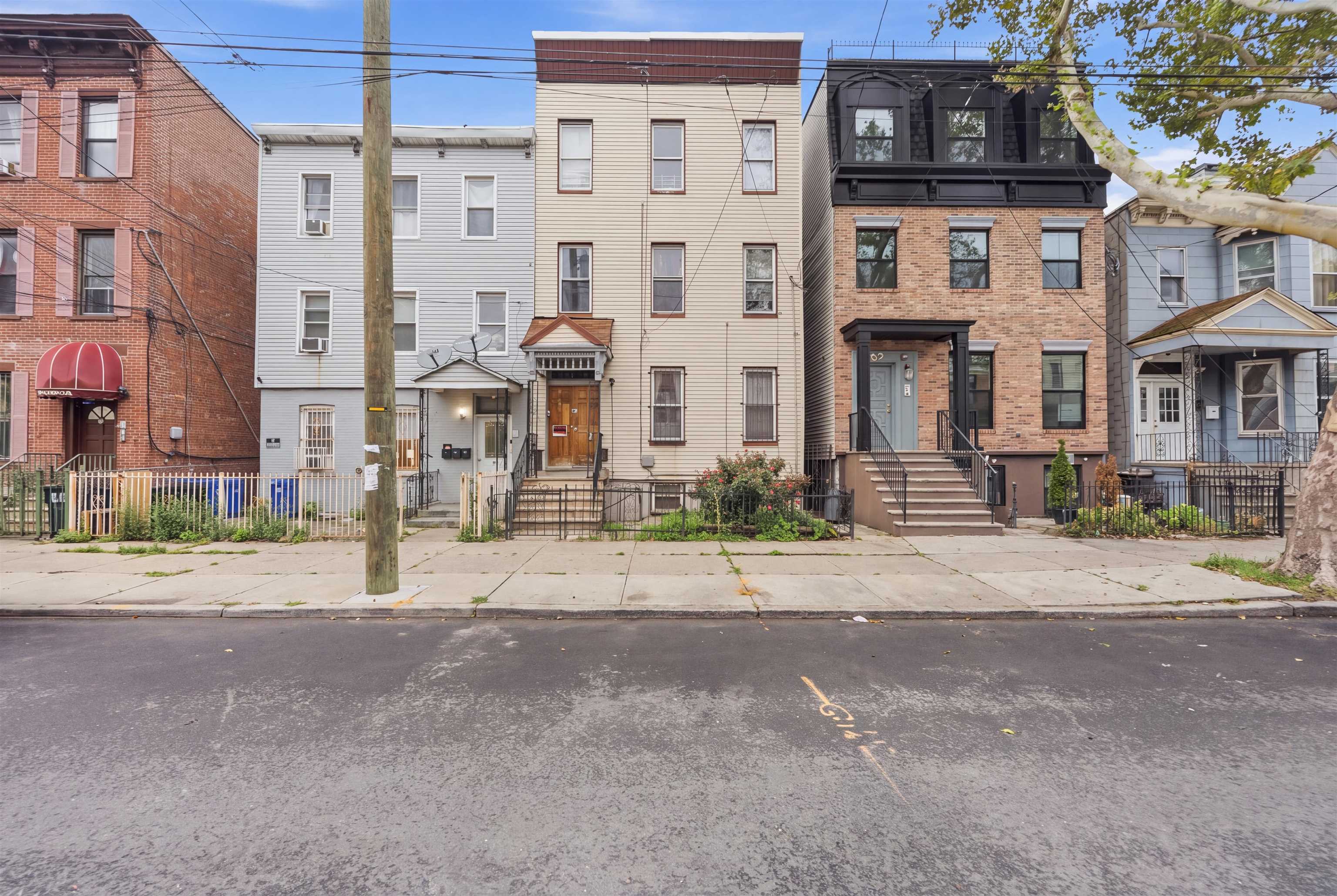 64 Gardner Ave, Jersey City, NJ 07304