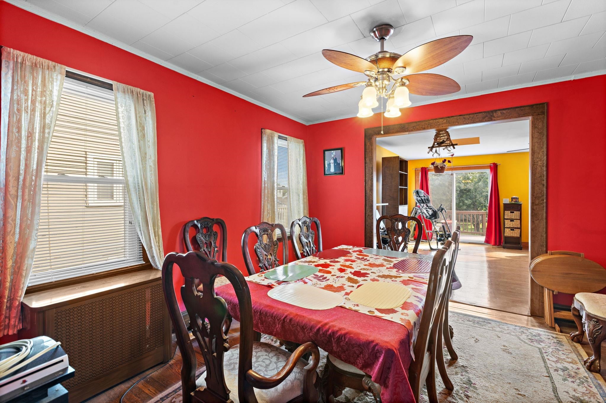 420 Rutherford Ave, Lyndhurst, NJ 07071 photo