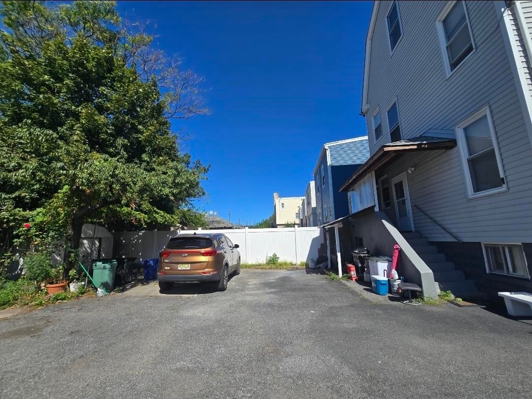 251 Highland Ave, Kearny, NJ 07032 photo