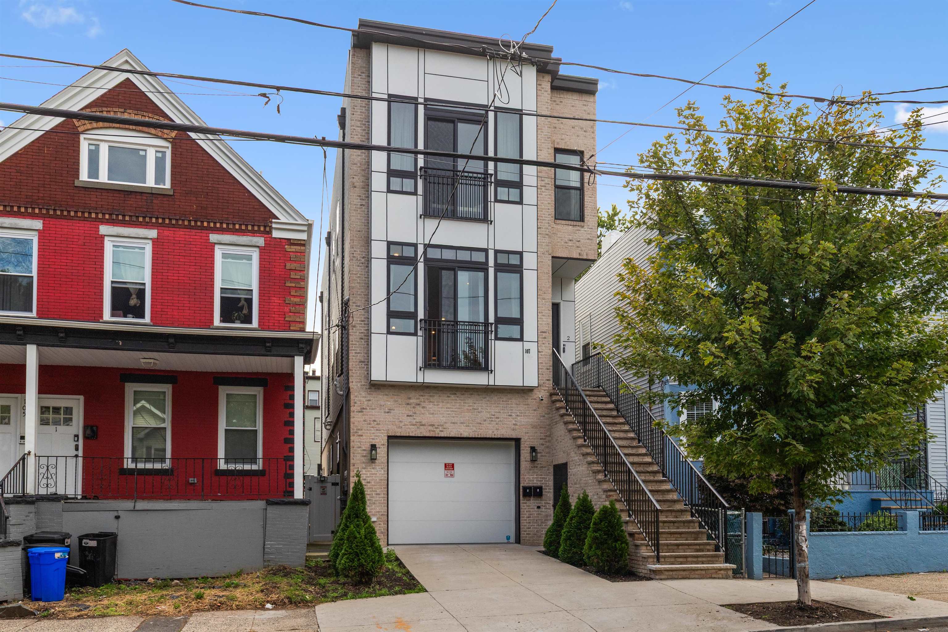 107 Orient Ave, Jersey City, NJ 07305