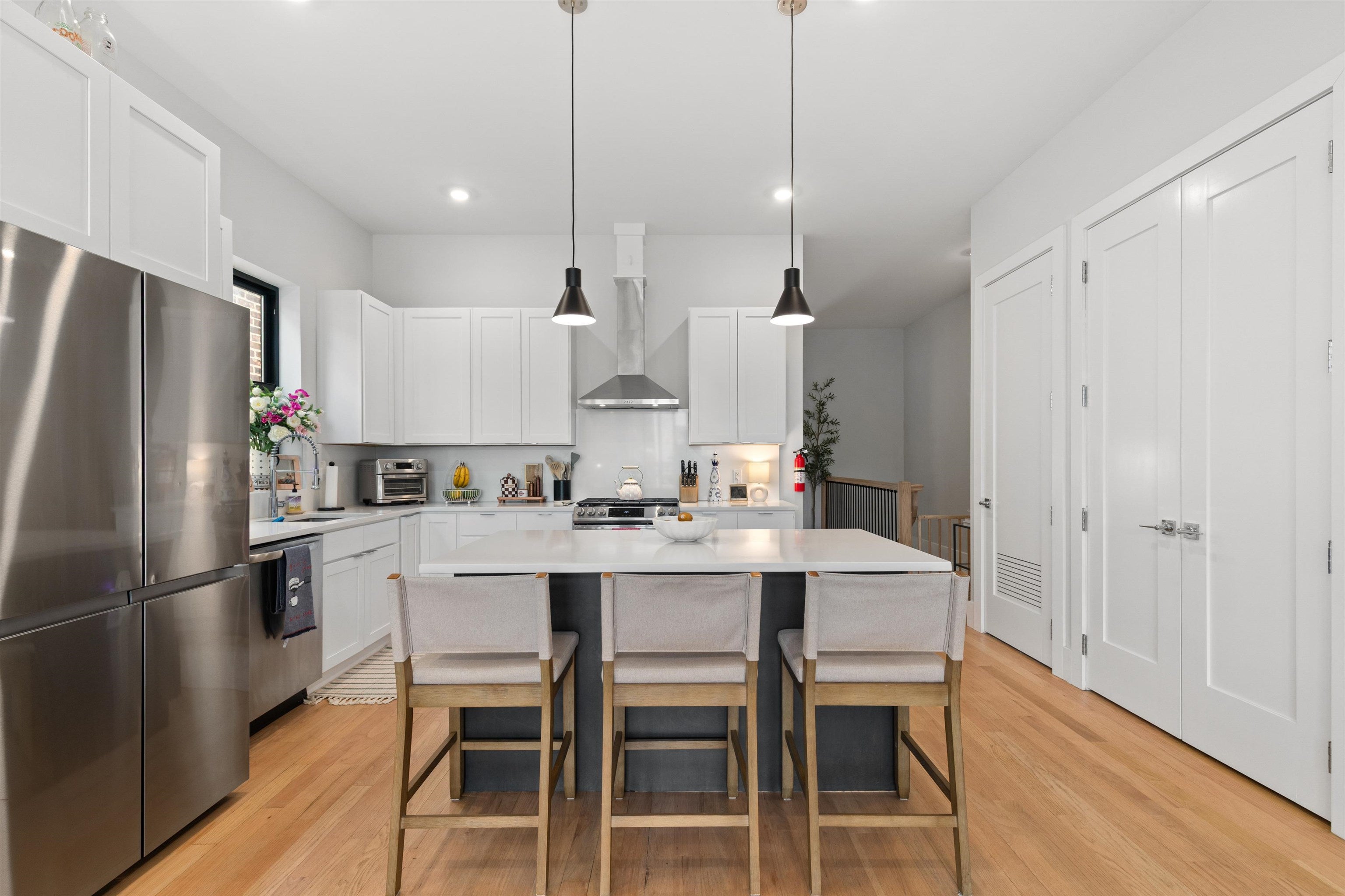 107 Orient Ave, Jersey City, NJ 07305 photo