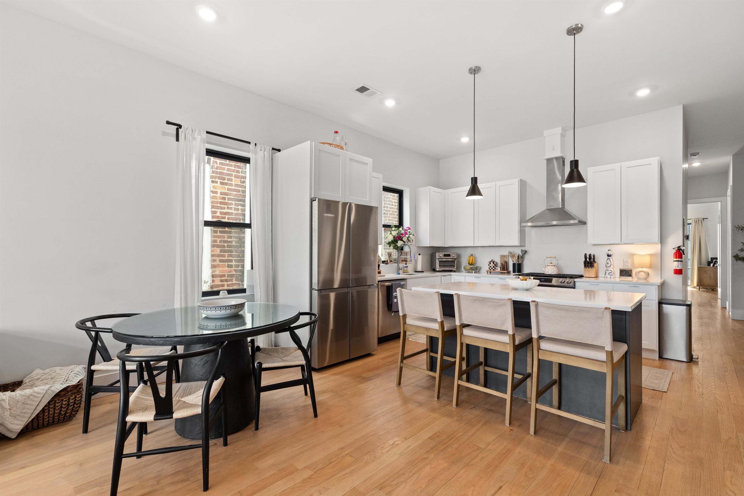 107 Orient Ave, Jersey City, NJ 07305 photo
