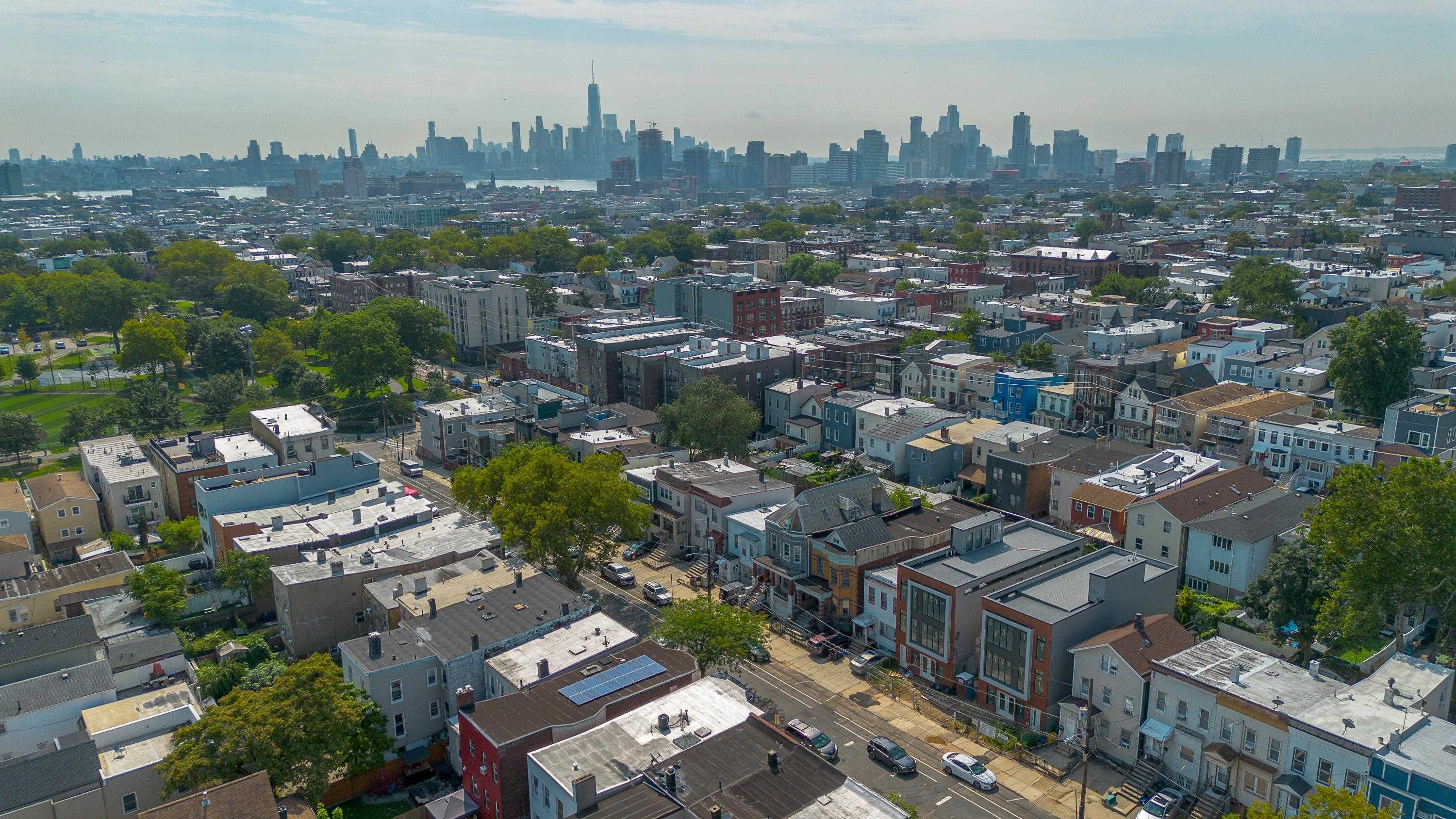 26 Irving St, Jersey City, NJ 07307 photo