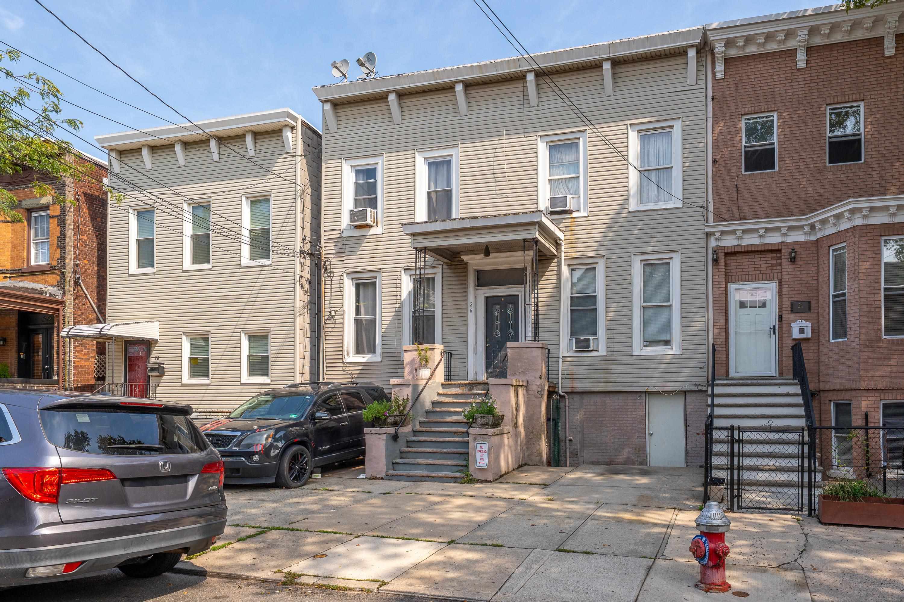 26 Irving St, Jersey City, NJ 07307 photo