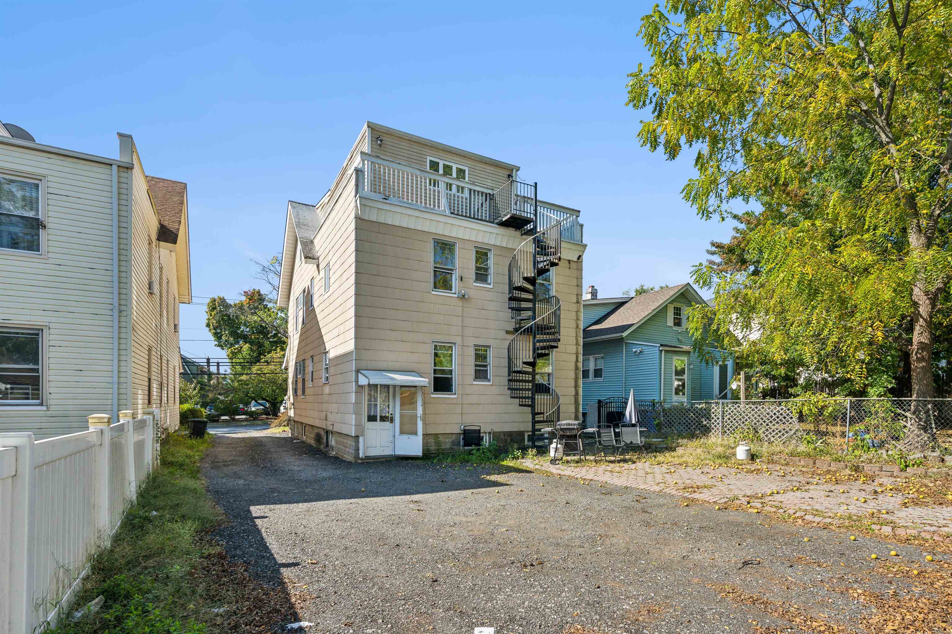 374 Boyden Ave, Maplewood, NJ 07040 photo