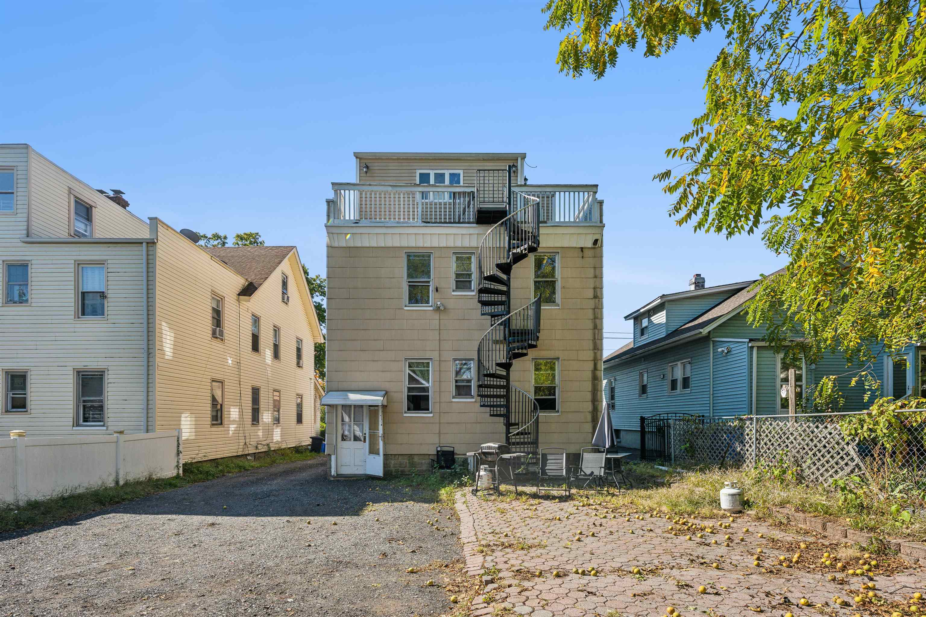 374 Boyden Ave, Maplewood, NJ 07040 photo