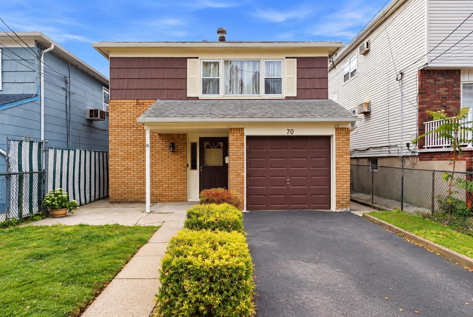 70 24th St, Bayonne, NJ 07002