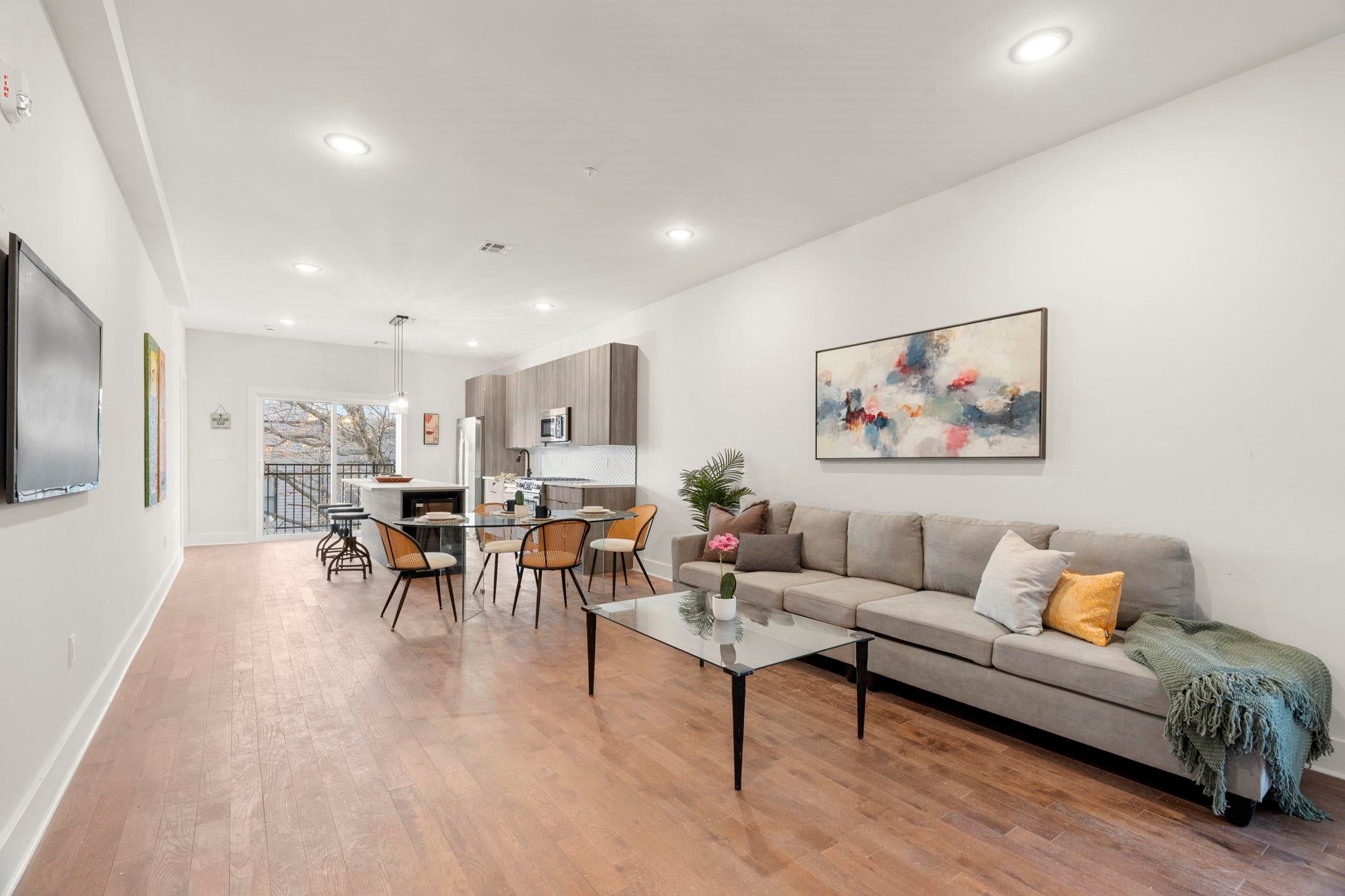547 Palisade Ave, Jersey City, NJ 07307