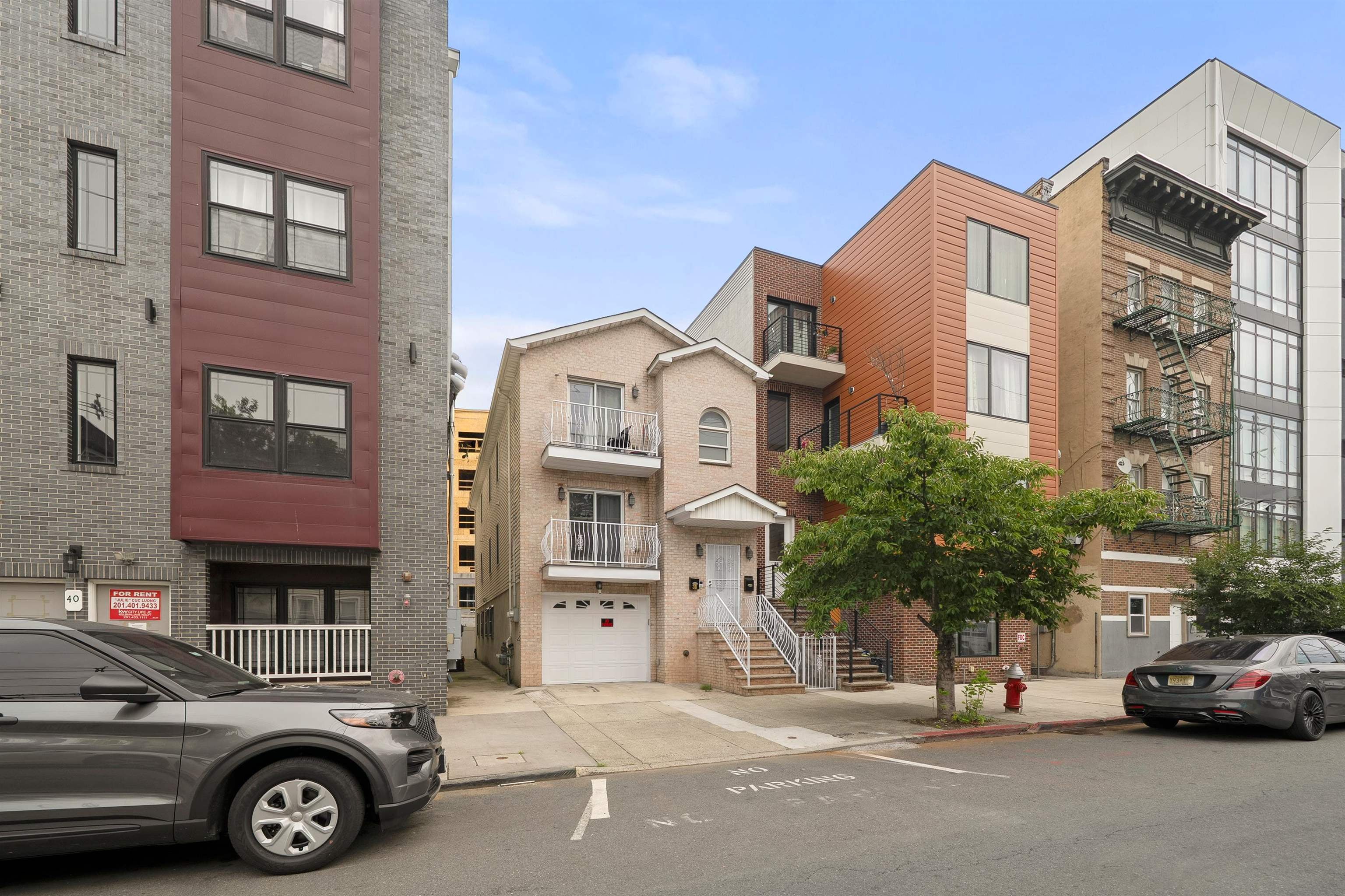 38 Vroom St, Jersey City, NJ 07306 photo