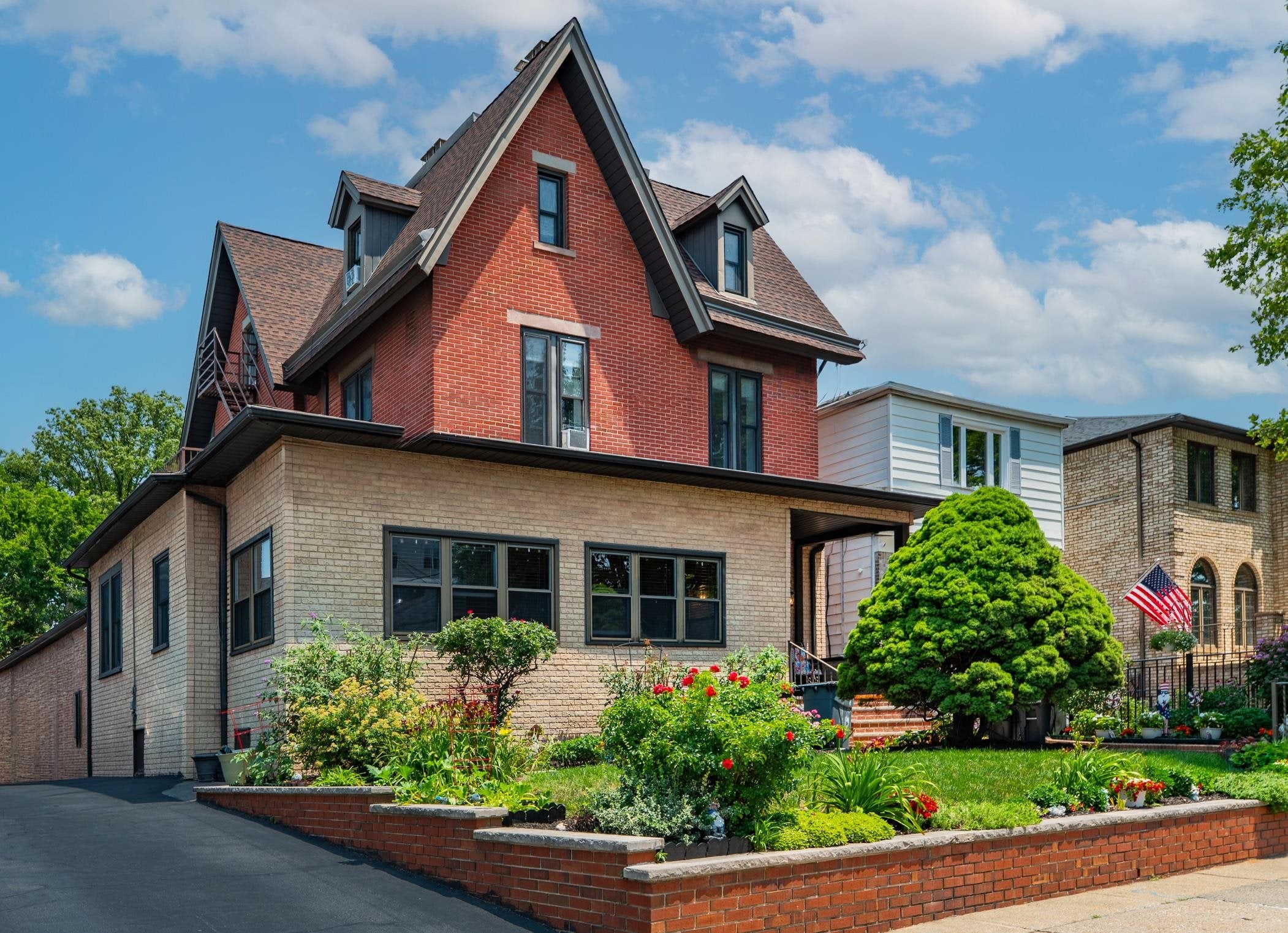 17 19 Schuyler Pl, Bayonne, NJ 07002