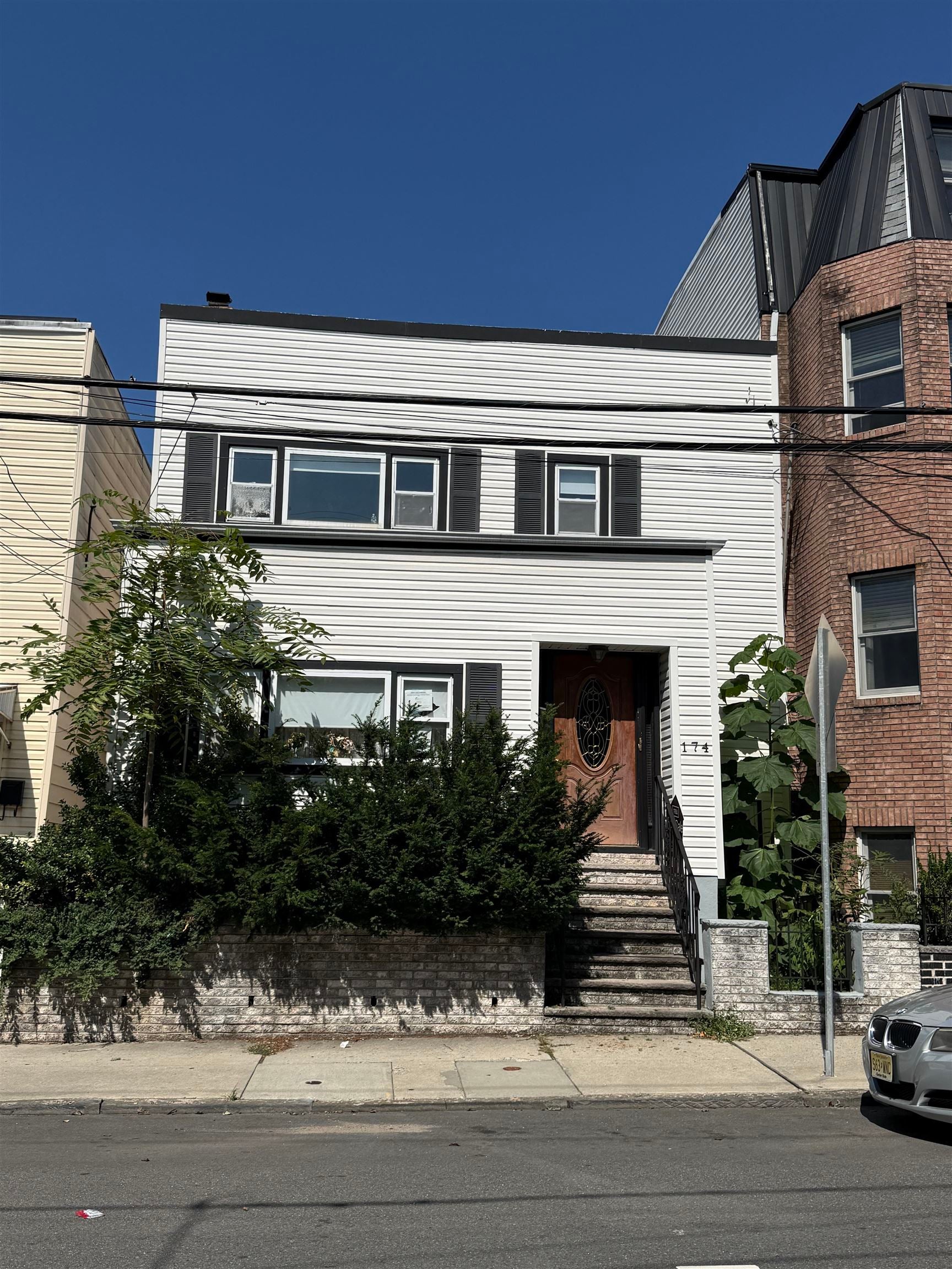 174 South St, Jersey City, NJ 07307