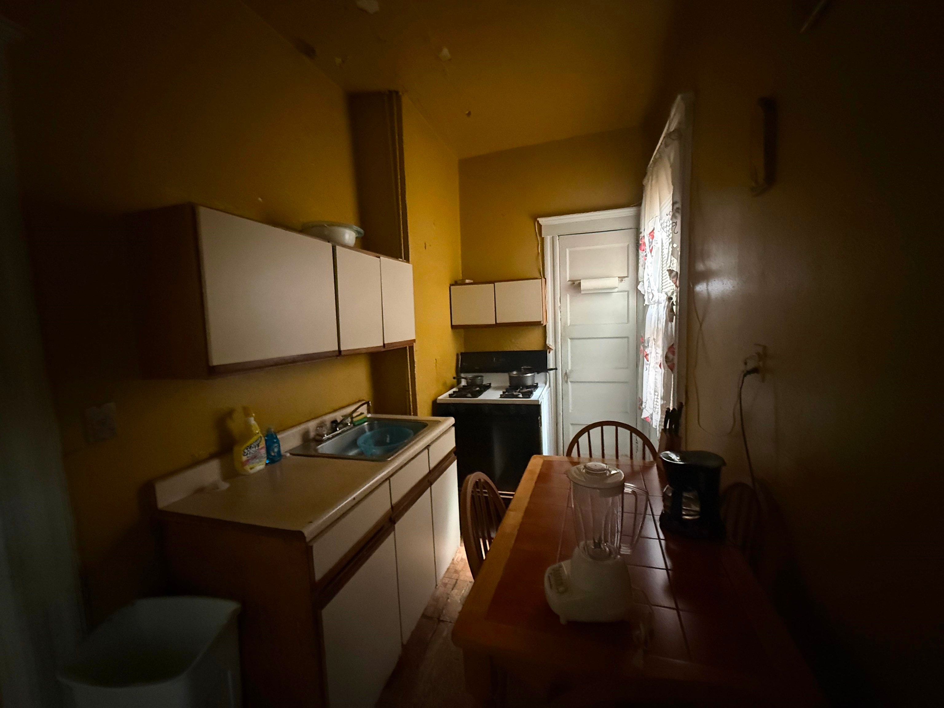 239 Whiton St, Jersey City, NJ 07304 photo